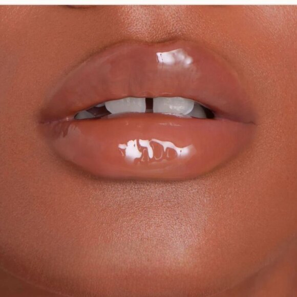 Em Cosmetics Everglass Lip Dew Tea Caramel Gloss NWT - Picture 2 of 15